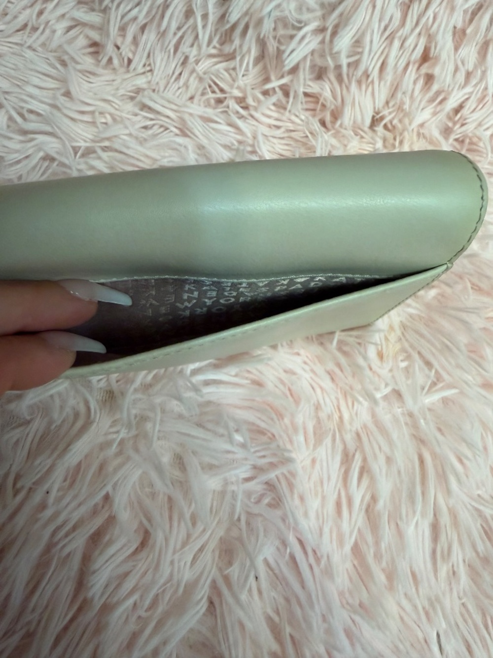 Kate Spade wallet - Picture 4 of 7